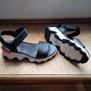 Sorel Kinetic Impact Y-Strap High Sandal